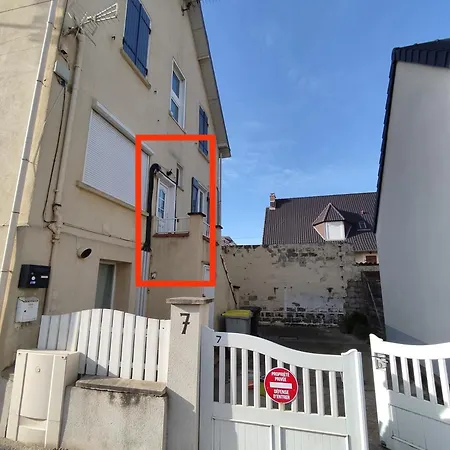 Sable, 4 Personnes 200 * Berck